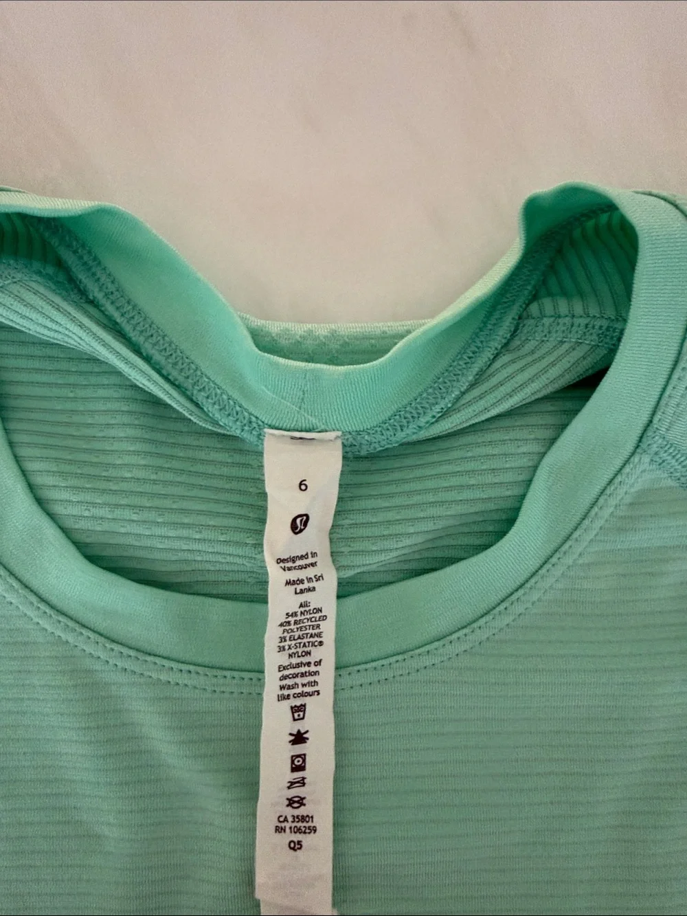 Lululemon Swiftly Tech Short Sleeve Hip Length - Wild Mint Size 6
